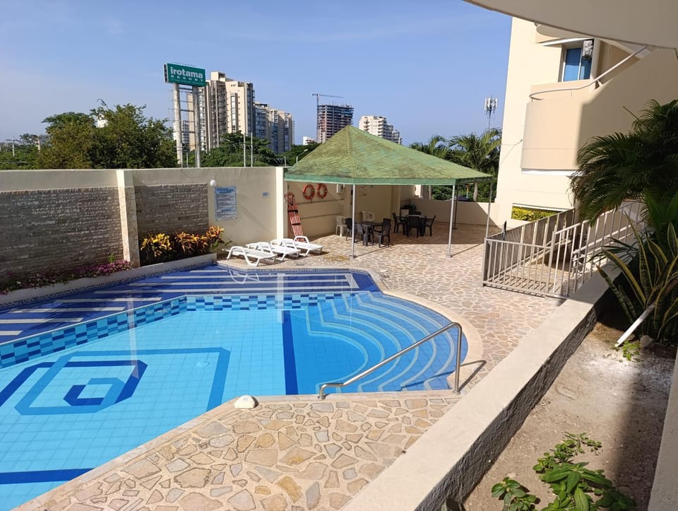 Pool view, Swimming pool