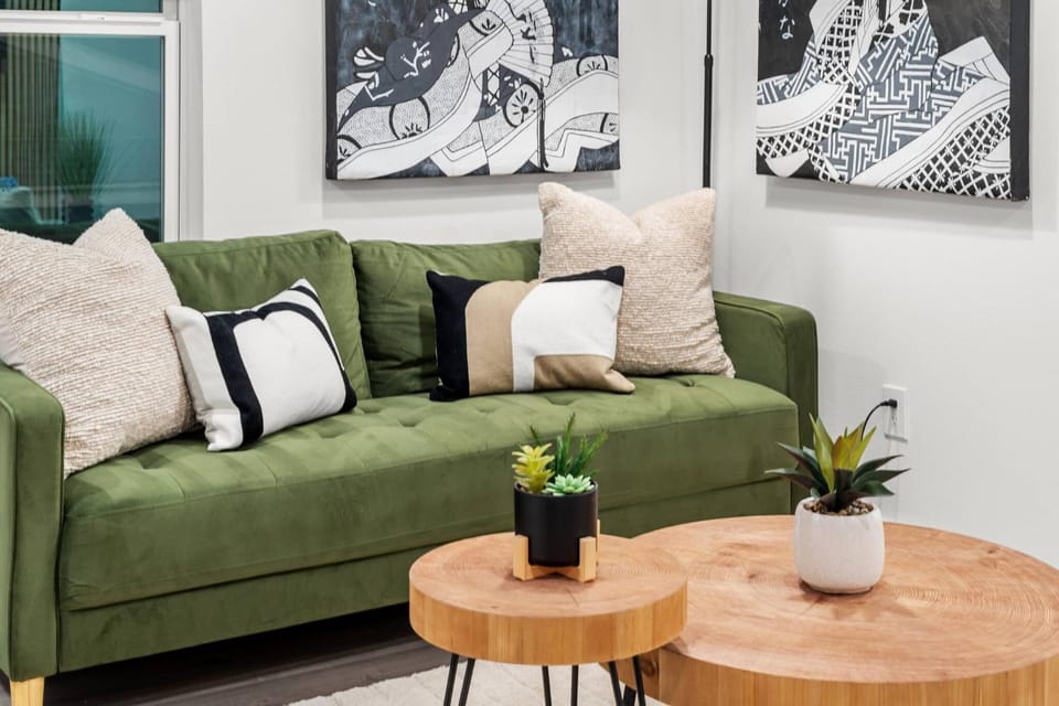 Living room, Decorative detail, Seating area