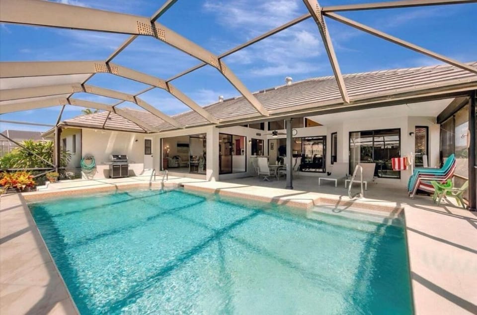 Patio, Swimming pool