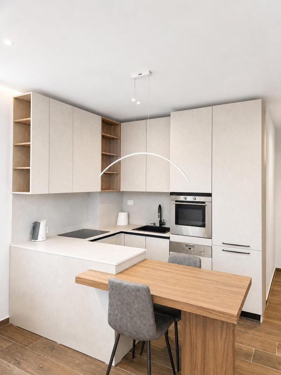 Central Apartment at New Bazaar Apartment in Tirana
