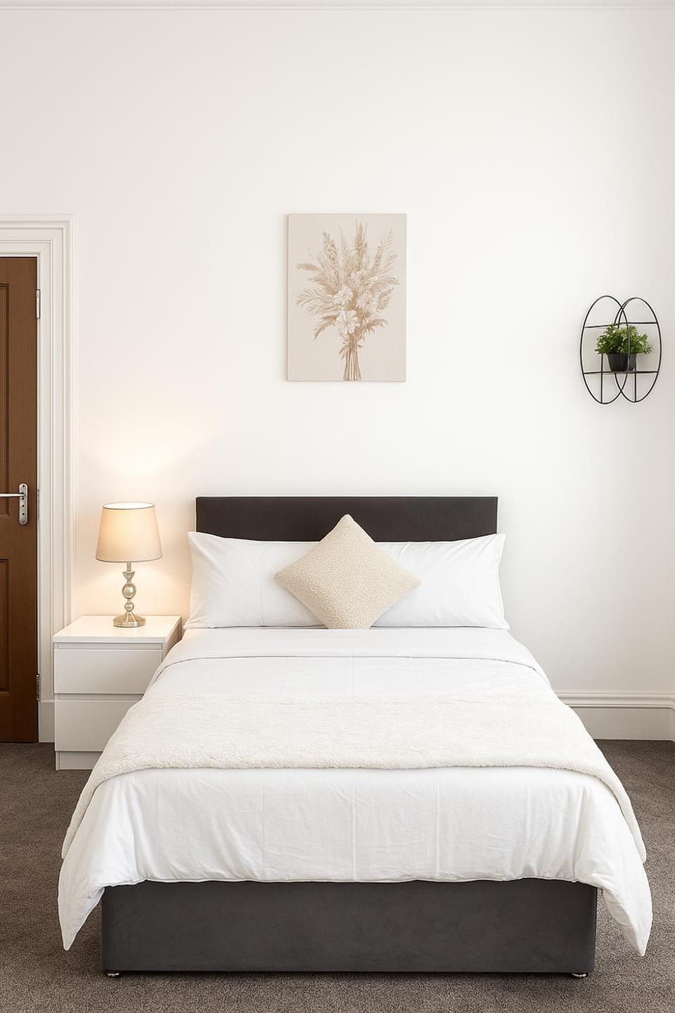 CARLToN VILLAS Bed and Breakfast in Wolverhampton