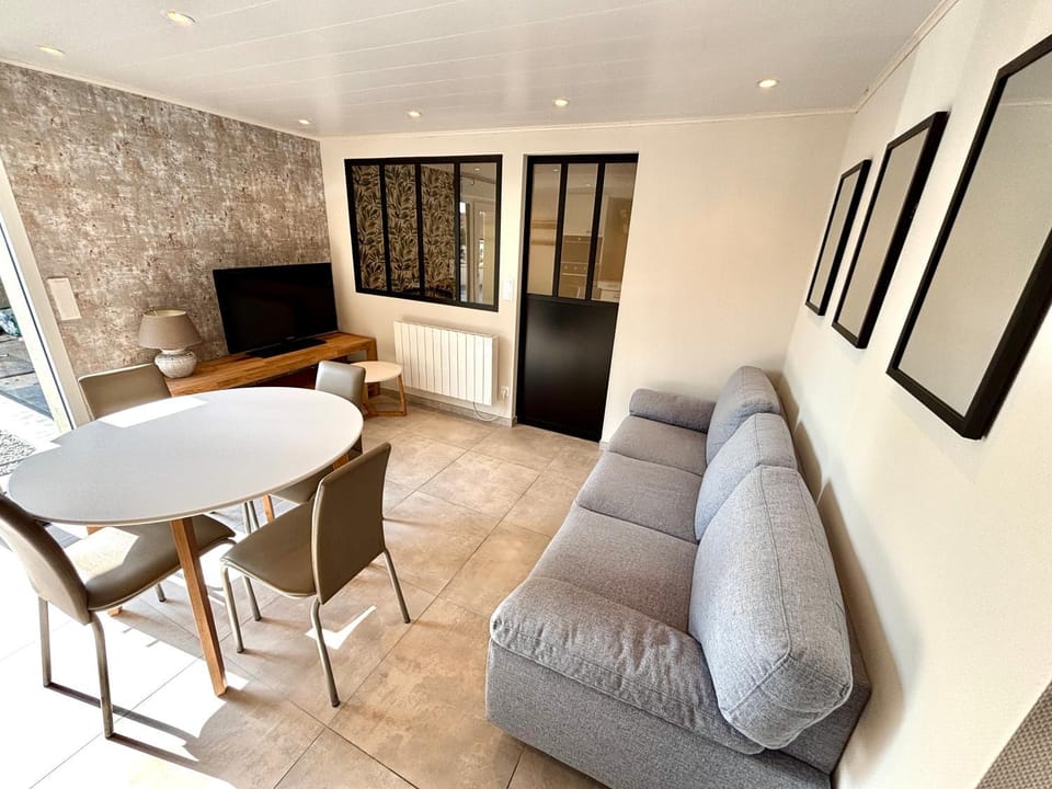 Studio 1 chambre tout équipé, au calme, à Montmédy Apartment in Wallonia, Belgium