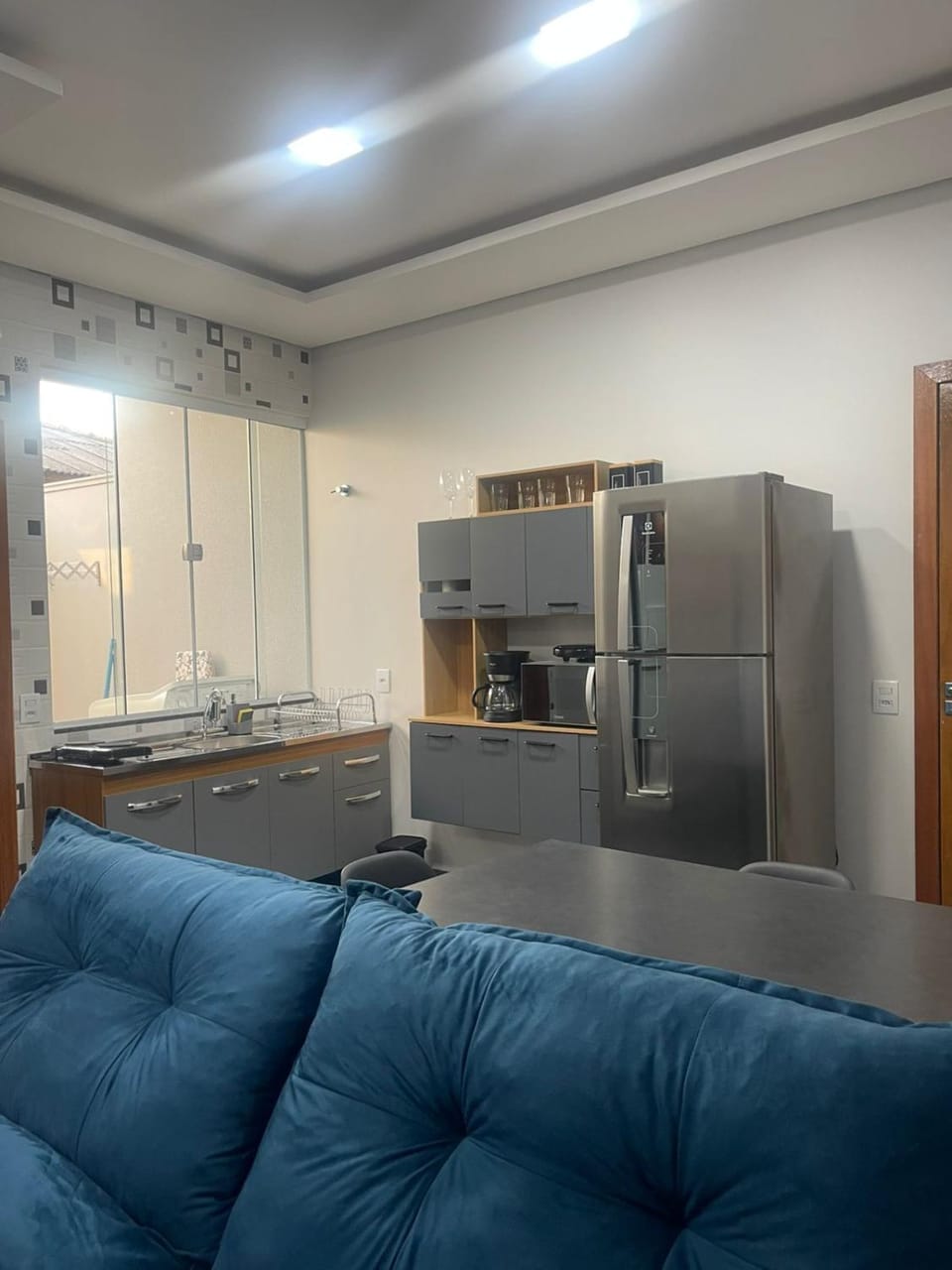Kitchen or kitchenette, Living room, Seating area