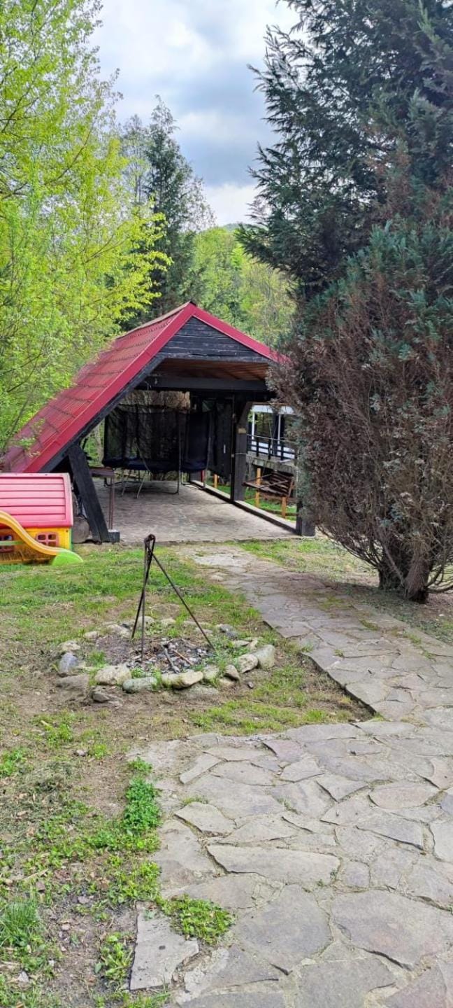 Casa Munteanu House in Romania