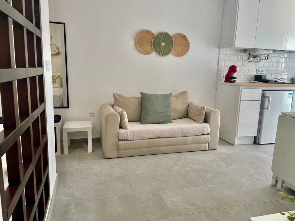 Geysotur Almogavares Suite Apartment in Cordoba