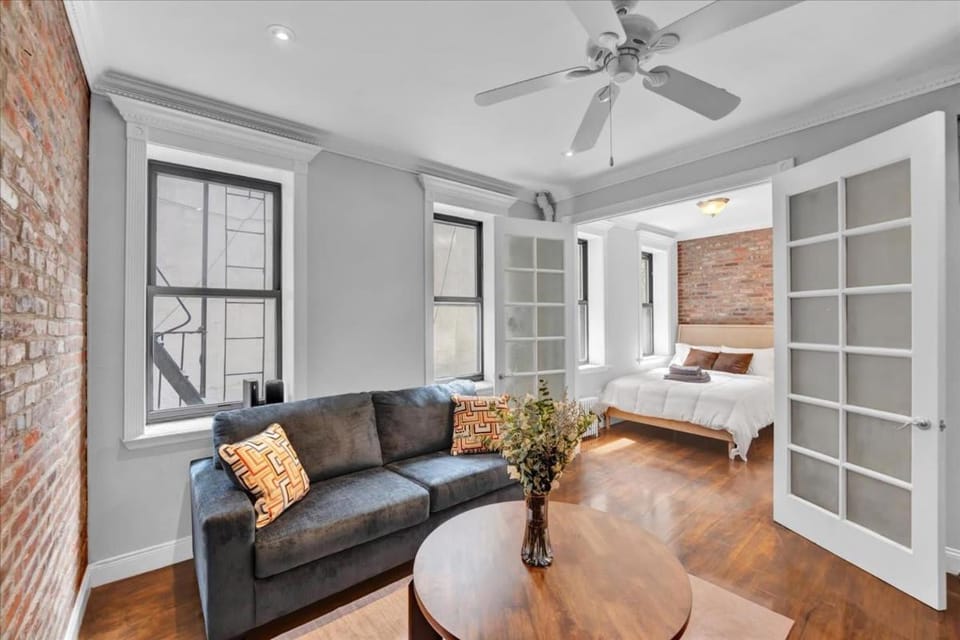 Stylish 3BR-2BA in Gramercy -Modern & Central Apartment in East Village