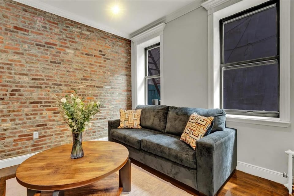 Stylish 3BR-2BA in Gramercy -Modern & Central Apartment in East Village