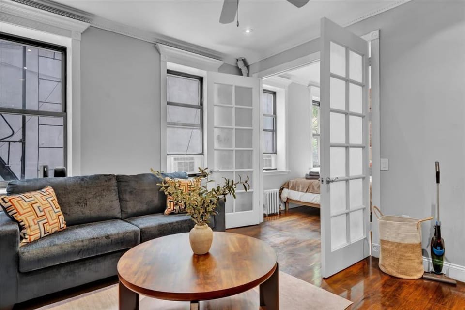 Stylish 3BR-2BA in Gramercy -Modern & Central Apartment in East Village