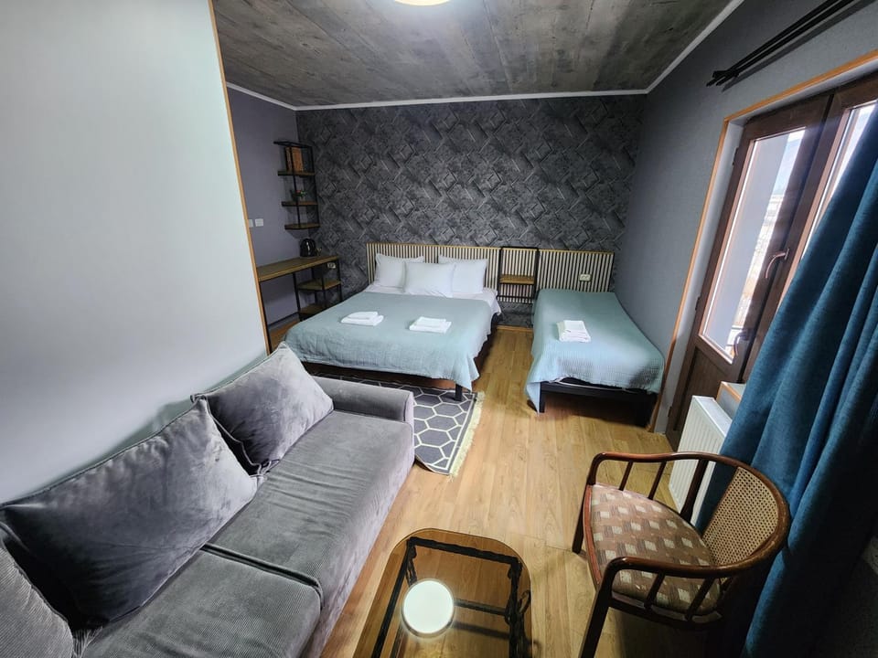 Bed, Living room, Photo of the whole room, Seating area, Bedroom