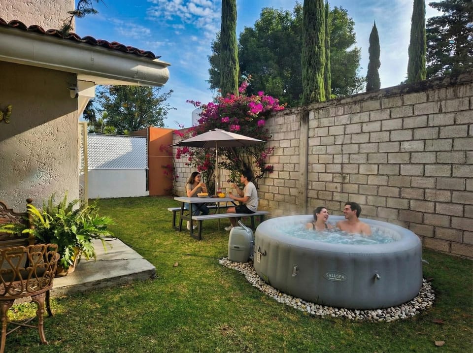 Garden, Hot Tub, Garden view