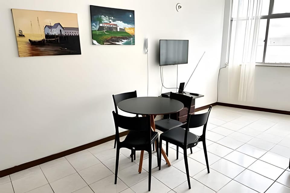 50 metros do Porto da Barra, conforto e comodidade Apartment in Salvador