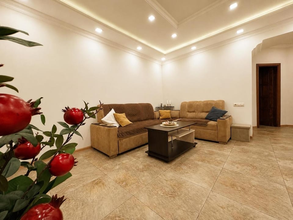 Cozy apartment with patio in city center Apartment in Yerevan