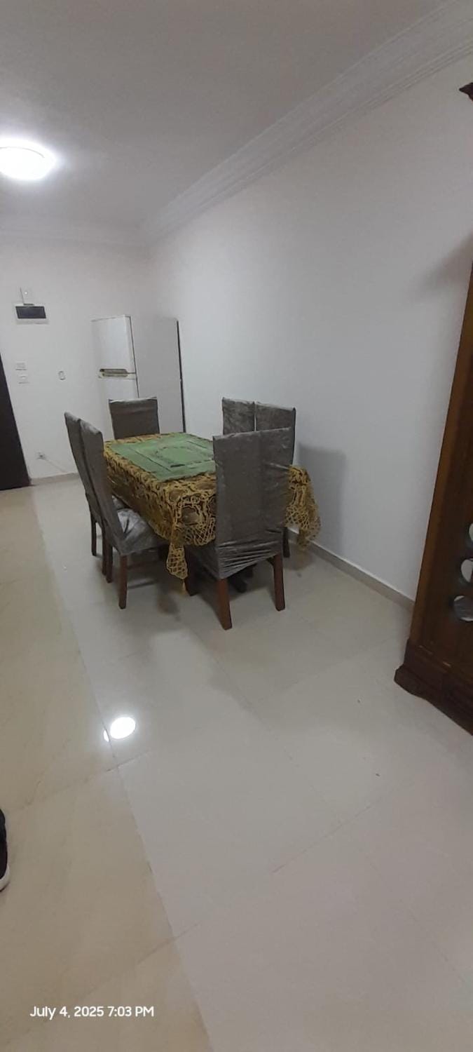 Luxury apartment sea view family rentals شقه ثاني نمره من البحر للعائلات فقط Apartment in Alexandria