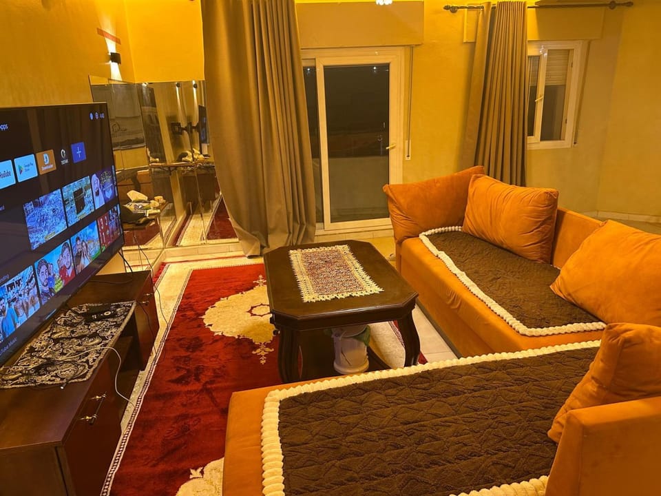 L royal t please Apartment in Tangier