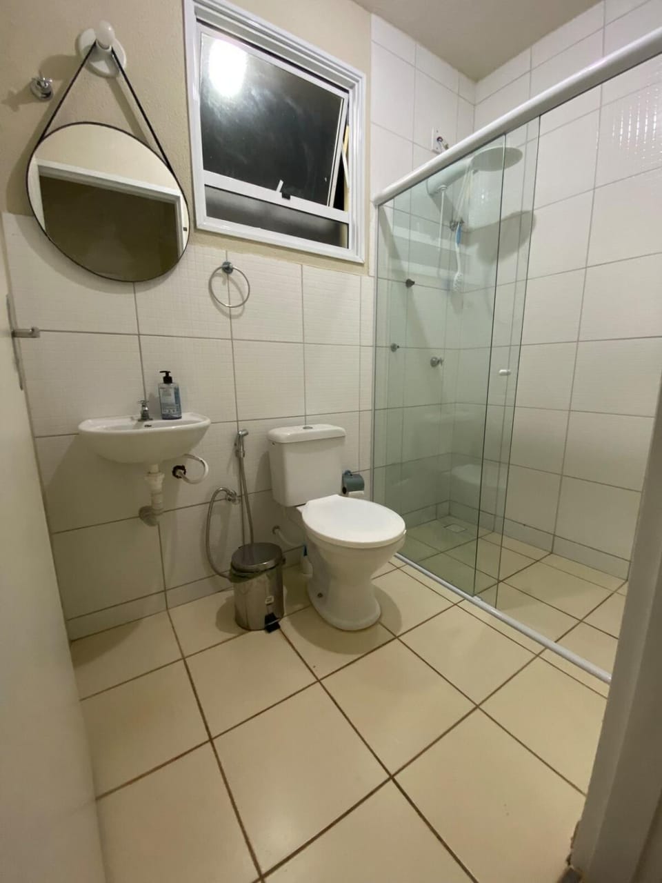 Casa com Piscina dois quartos com ar um banheiro House in São José do Rio Preto