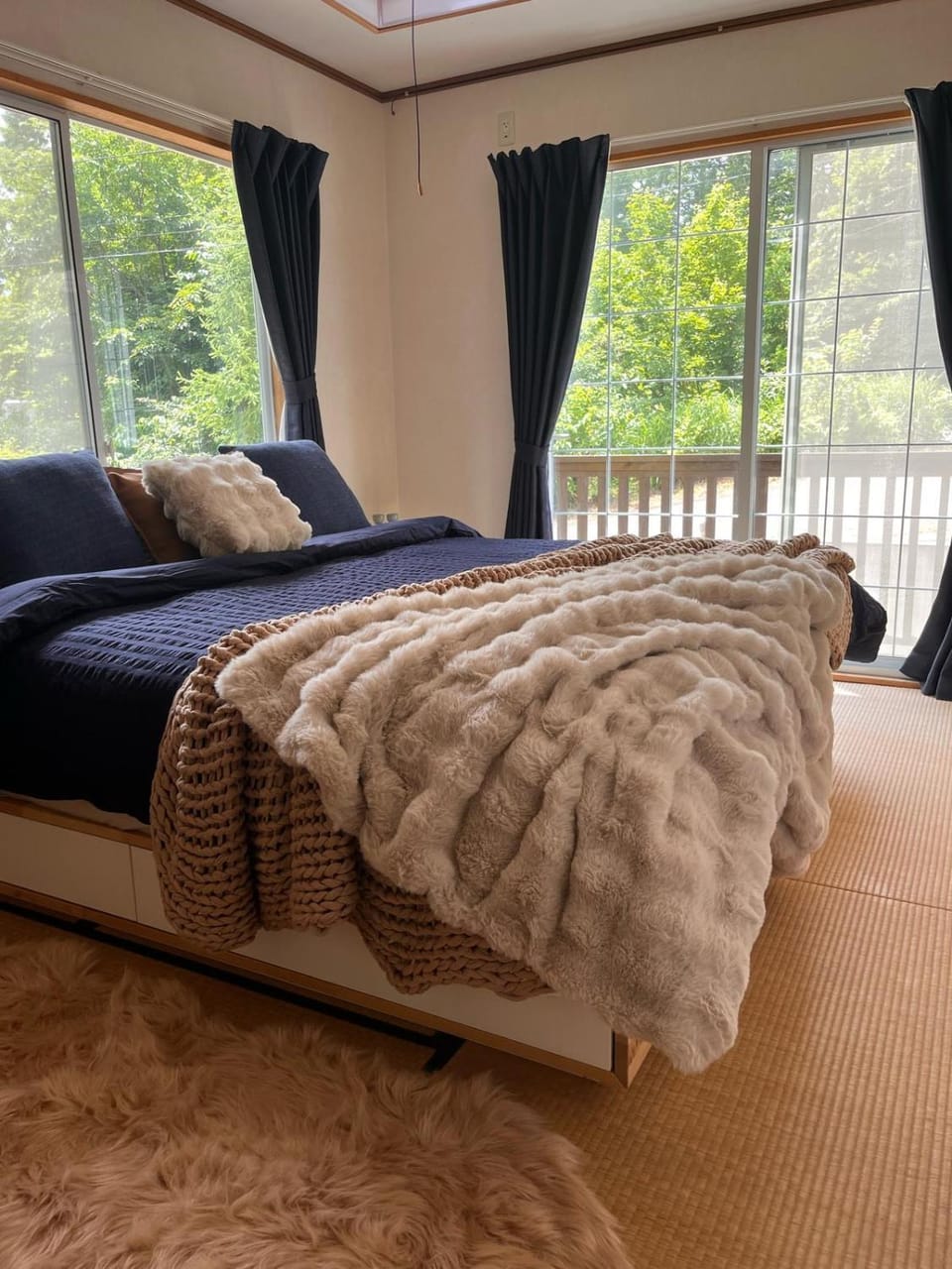 Bed, Bedroom