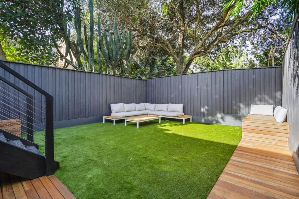 Patio, Seating area