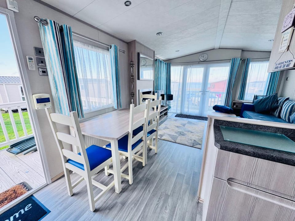 Haven Kent coast sleep 6 Apartment in Allhallows