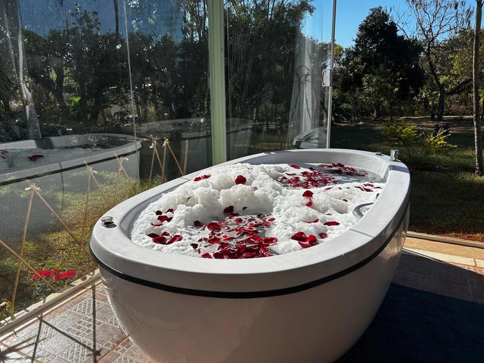 Imersão na Natureza com Hidro Chalet in Uberlândia