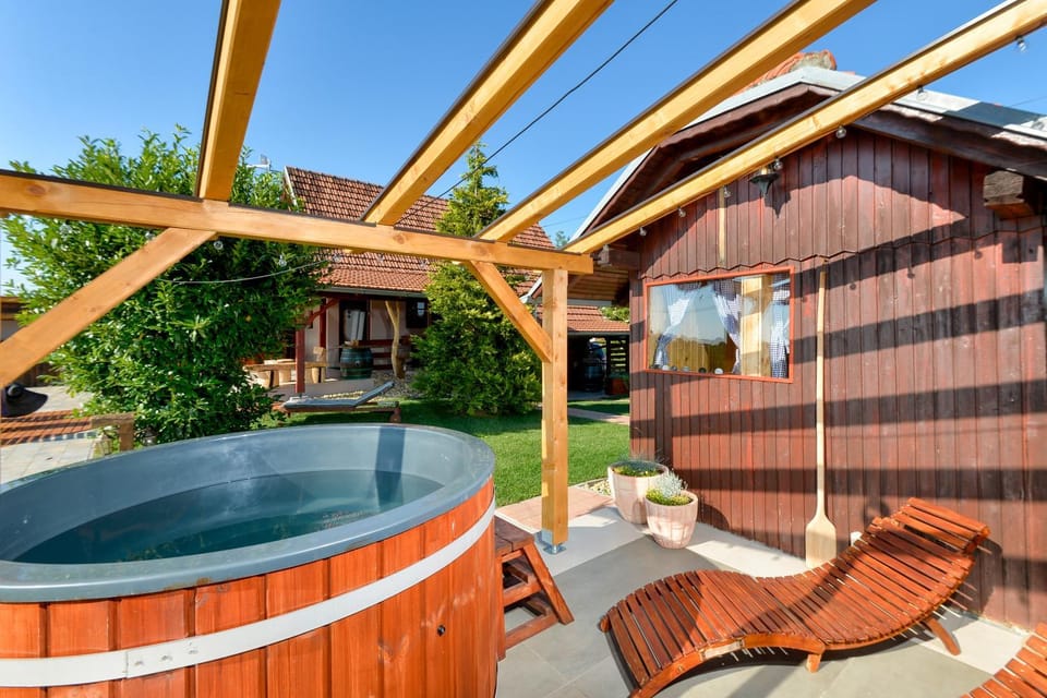 Hot Tub, Spa and wellness centre/facilities