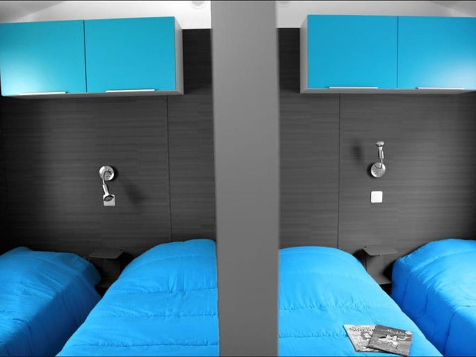 Mobil home 32m² avec Terrasse pour 6 personnes - API-1-52-304 Campground/ 
RV Resort in Pays de la Loire