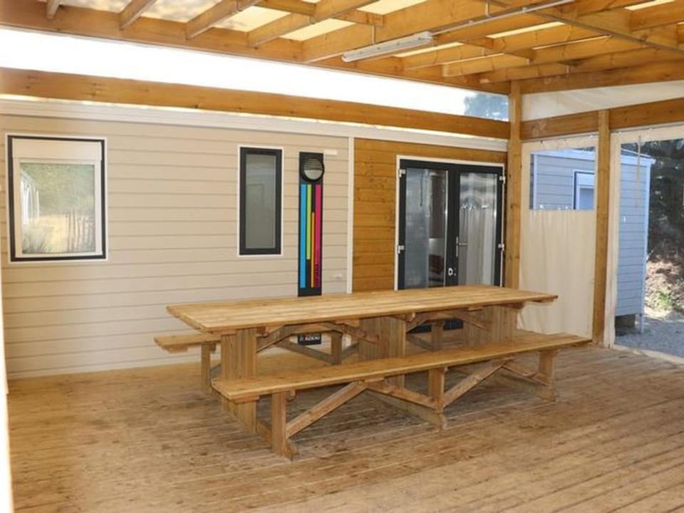 Mobil-home spacieuse avec terrasse à Bretignolles-sur-Mer - API-1-52-422 Campground/ 
RV Resort in Pays de la Loire
