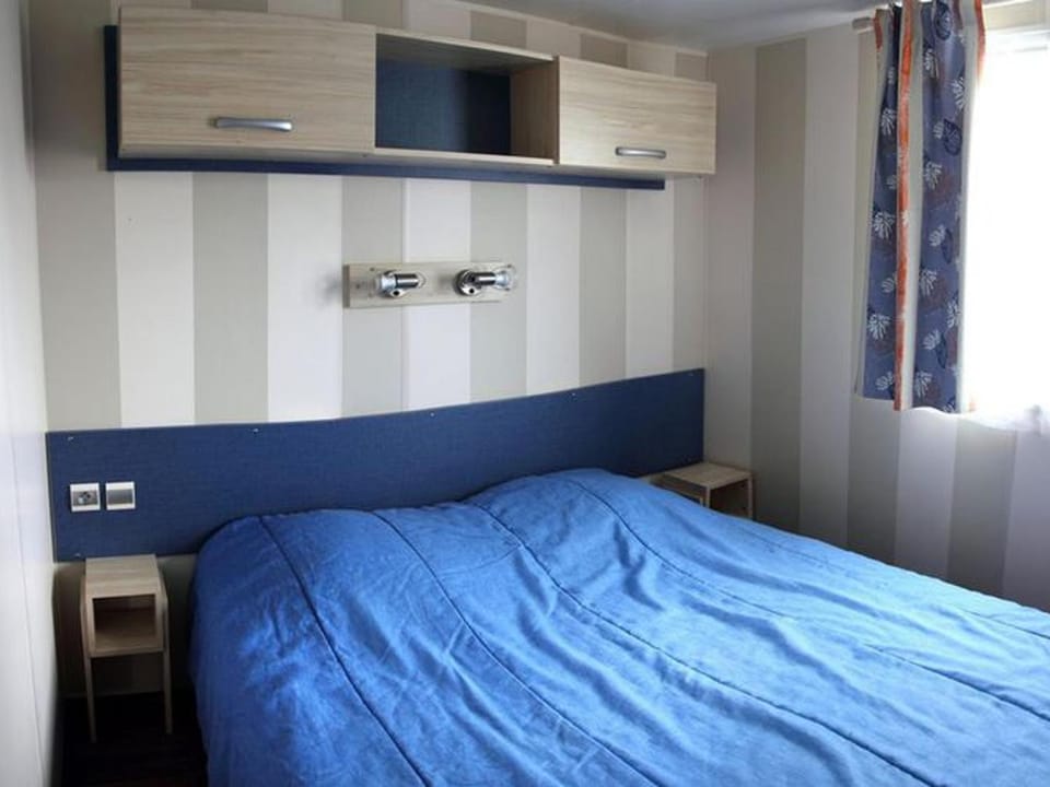 Mobil-home avec terrasse pour 7 personnes - API-1-52-524 Campground/ 
RV Resort in Pays de la Loire