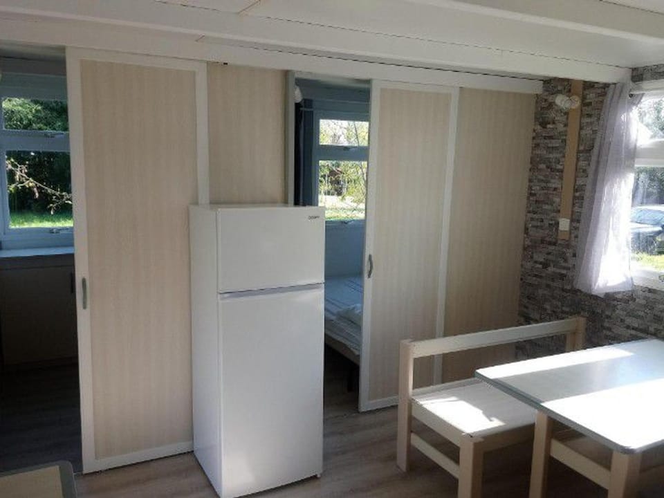 Chalet de 30m² avec terrasse à Dévillac - API-1-52-539 Campground/ 
RV Resort in Nouvelle-Aquitaine