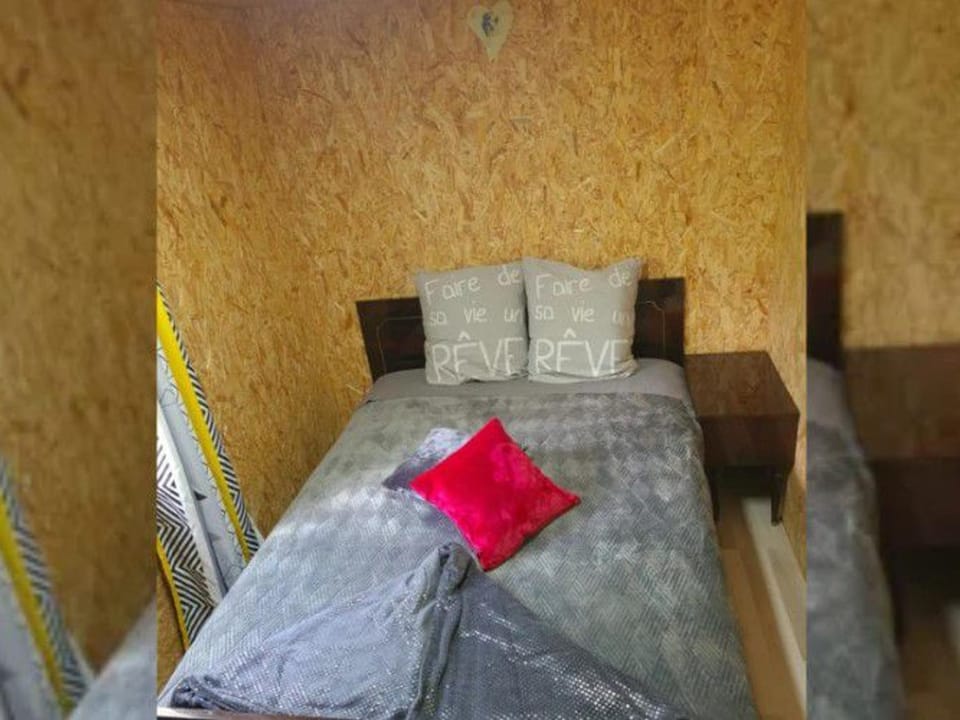 Chalet 50m², 8 personnes, Terrasse - API-1-52-723 Campground/ 
RV Resort in Normandy