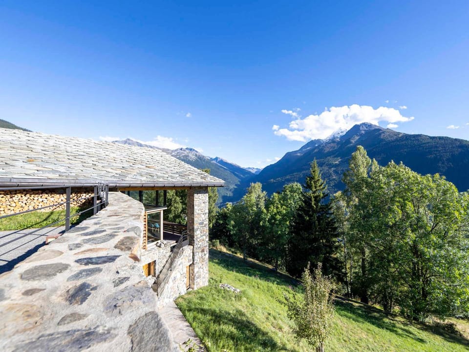 Chalet d'architecte calme à La Rosière avec garage - FR-1-690-36 Chalet in Montvalezan