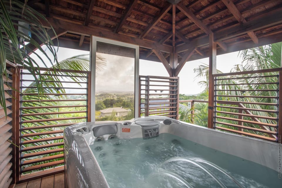 Hot Spring Bath, Hot Tub, Hot Tub, Spa and wellness centre/facilities