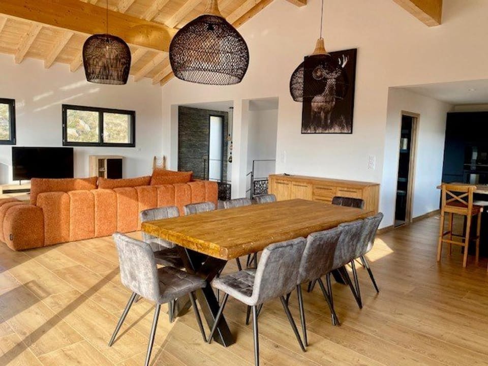 Chalet luxueux pour 10 pers. avec parking à Font Romeu - FR-1-703-218 House in Bolquère