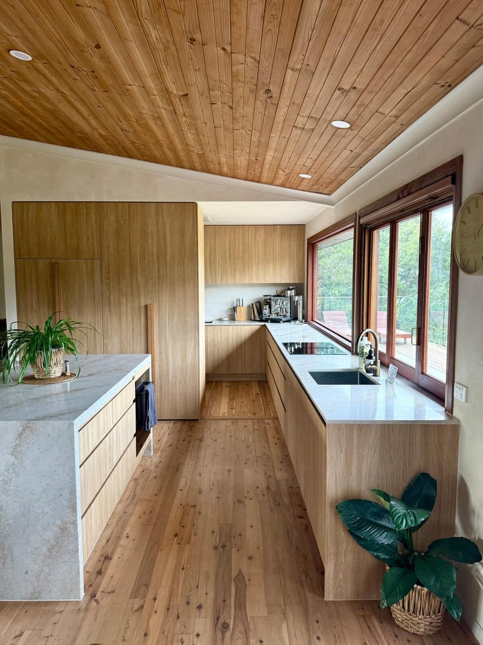 Kitchen or kitchenette, oven, stove