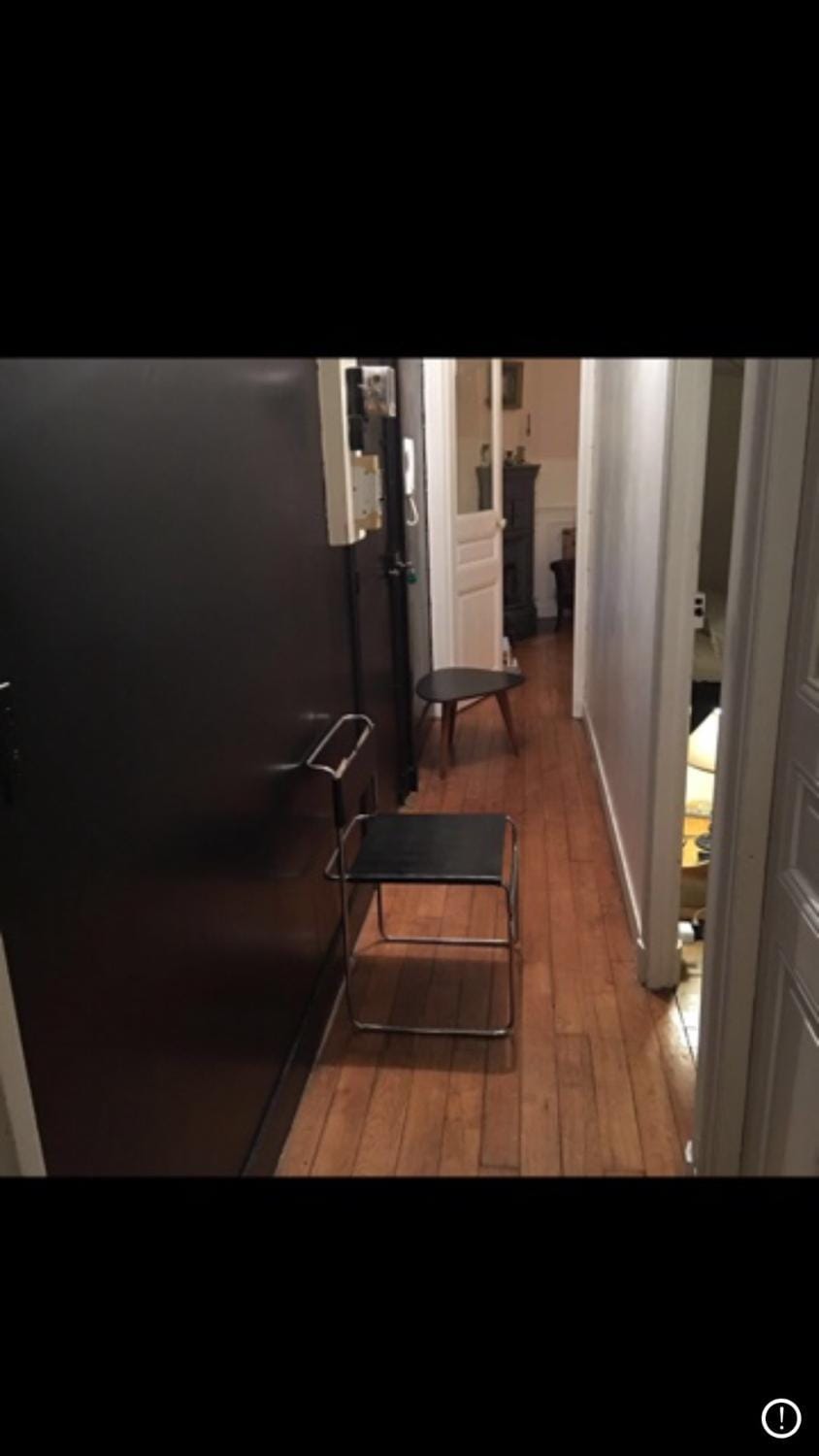 Appartement charmant à 5 minutes du métro Apartment in Paris