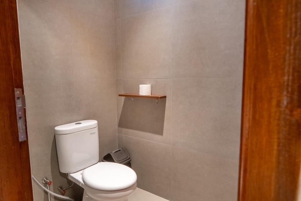 Toilet, Bathroom