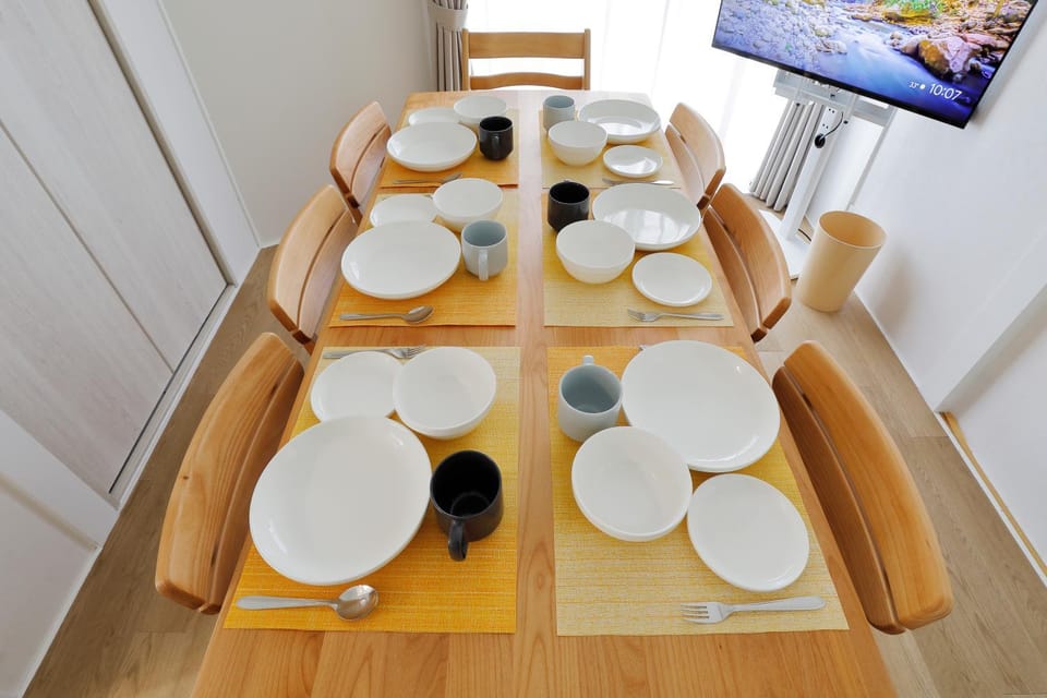 Life Town Nishirokugo - Spacious Haneda Airport Transit House - 20m to Haneda - Near Station Apartment in Yokohama