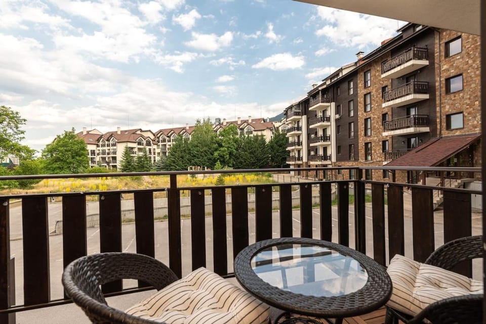 Vutovi's corner made with care 2 Apartment in Bansko