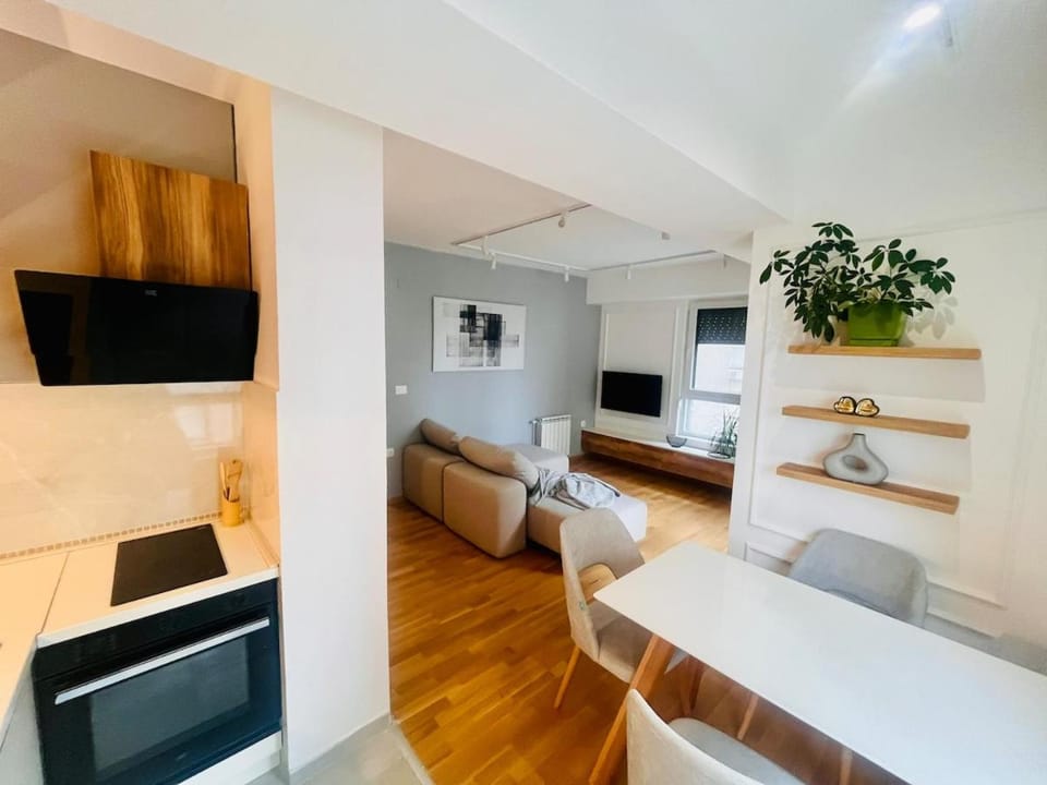 Kitchen or kitchenette, Living room, Seating area