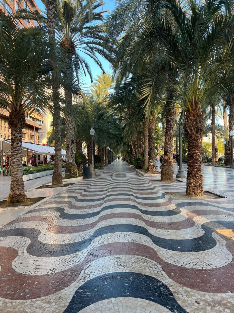 NUEVO bonito ático centro tradicional en Alicante Mercado Central Apartment in Alicante