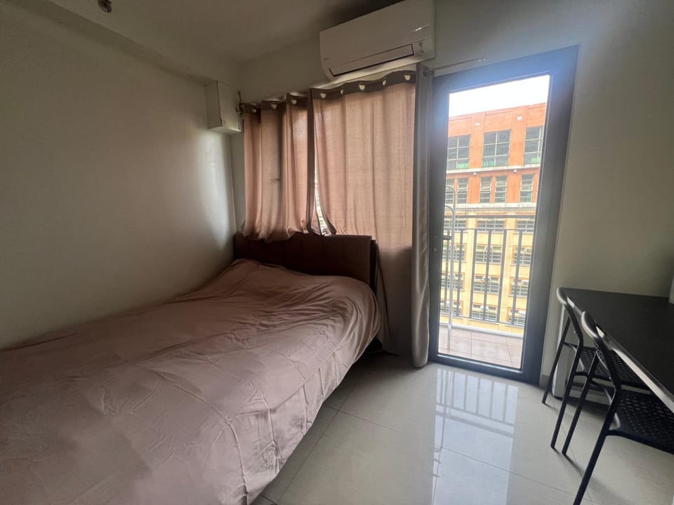 Shore 2 Tower 3 SmDC Residences Condo near Mall of Asia Pasay city, Philippines Apartment hotel in Pasay