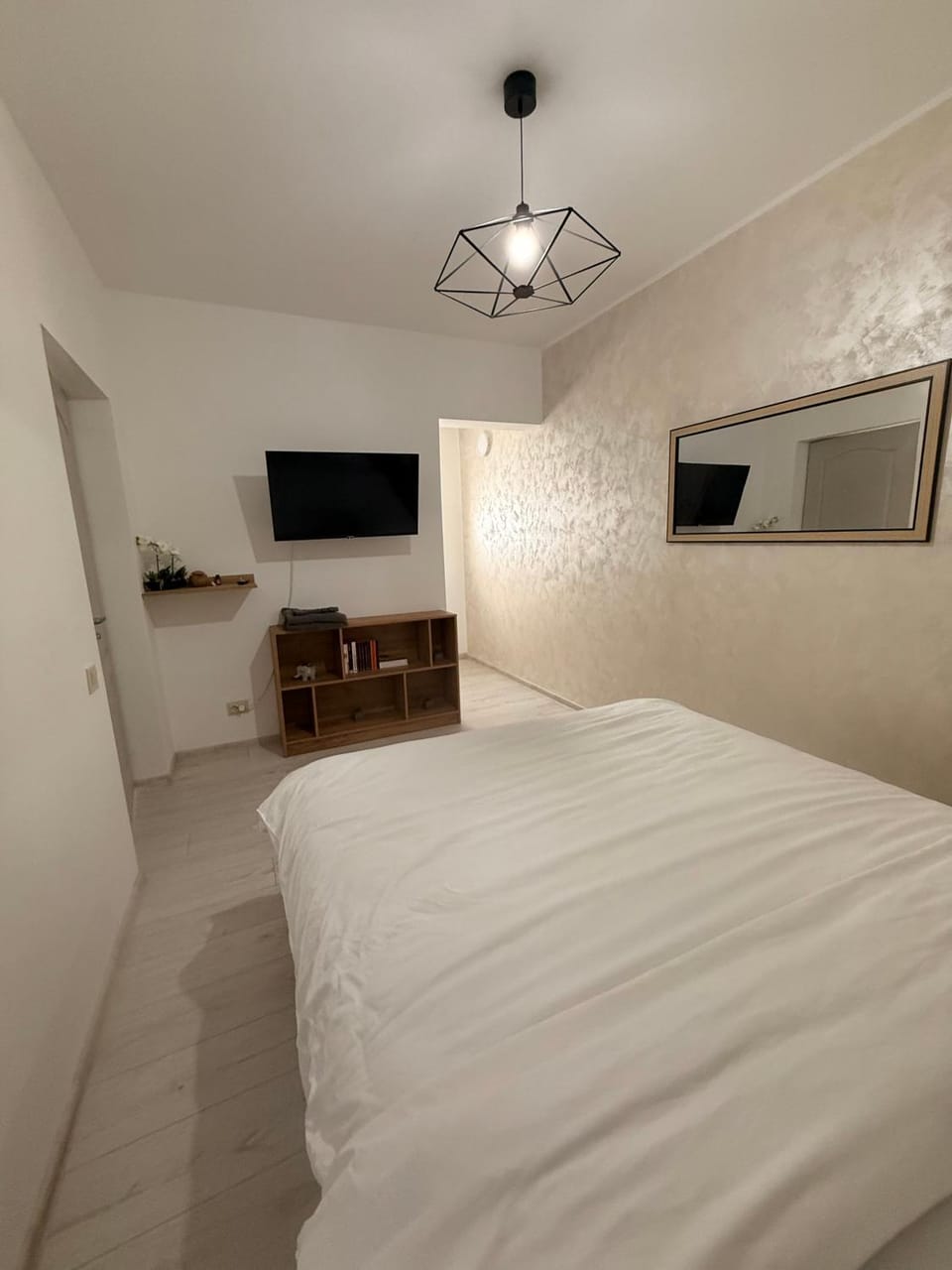 TV and multimedia, Bedroom