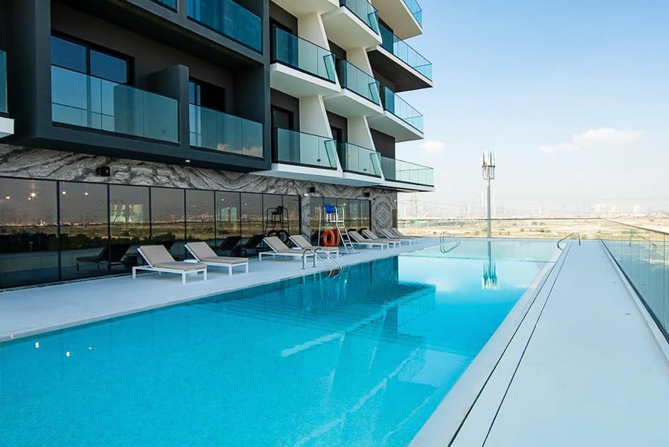 Day, View (from property/room), Pool view, Swimming pool, sunbed