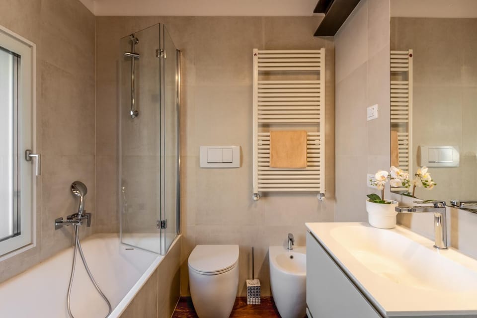 Toilet, Bathroom, Bath, towels