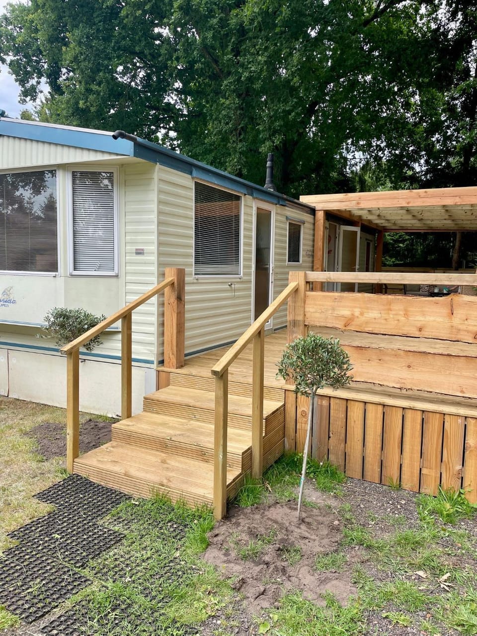Property building, Garden