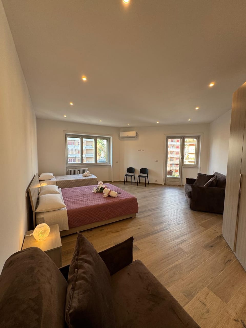 Photo of the whole room