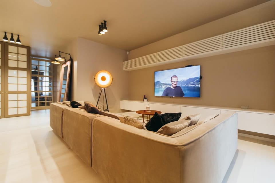 TV and multimedia, Living room, Seating area