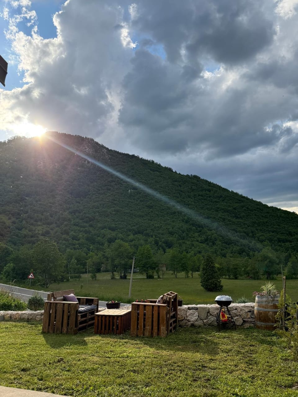 HRID - vikendica u prirodi House in Montenegro