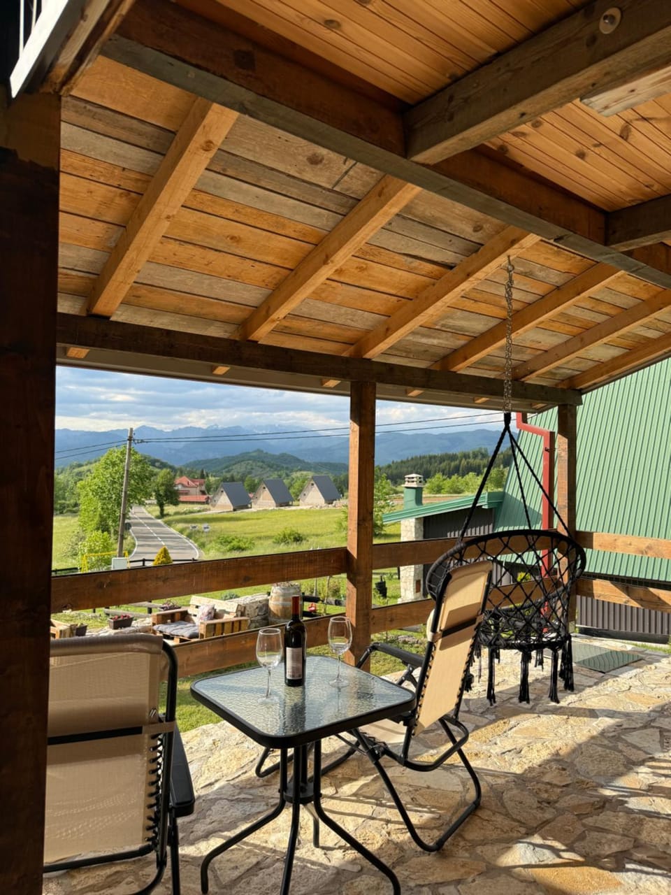 HRID - vikendica u prirodi House in Montenegro