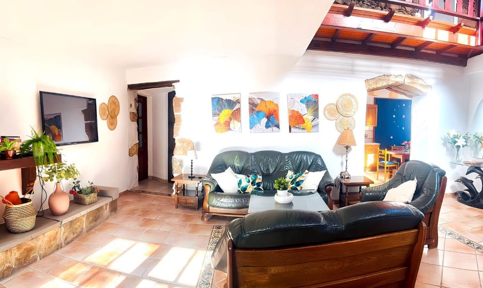 TV and multimedia, Living room, Decorative detail