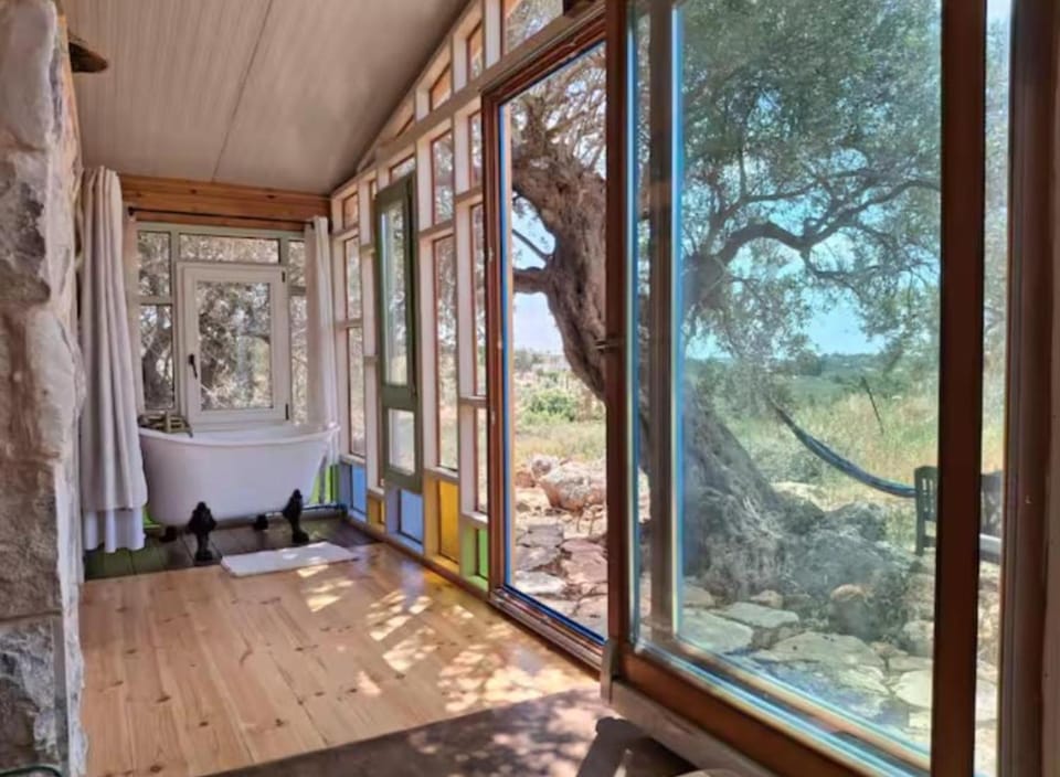 Patio, Spring, Bathroom, Bath